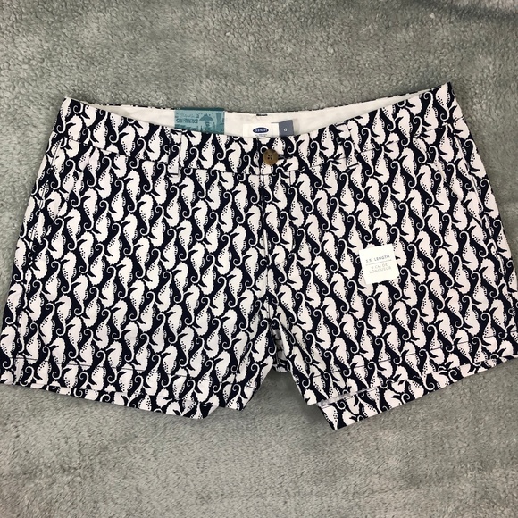 Old Navy Pants - NWT Old Navy Seahorse Patterned Shorts